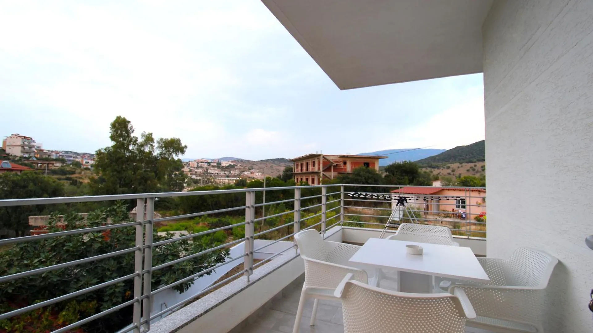 Luxury Villa Jo-An Ksamil 0*,